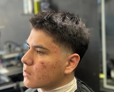 FRANCHISE CUTS BARBERSHOP 💈