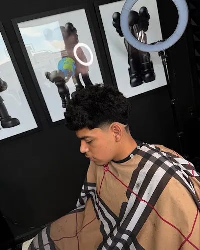 Lions Den Barber Studio
