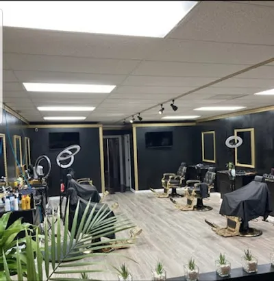 Huntley at Dior Barbershop and Salon