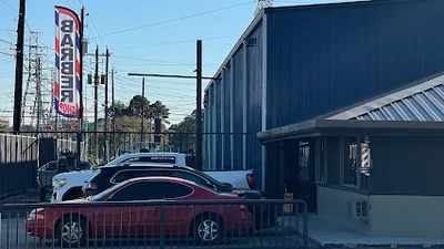 Jay’s Barbershop & Shave Parlor