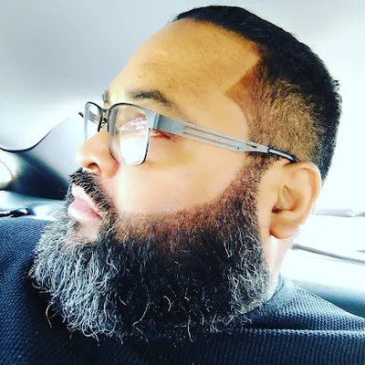 Gus' Barbershop
