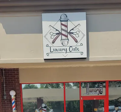 Luxury Cuts Barbershop