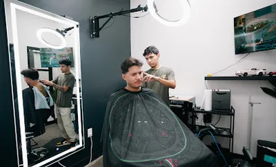 luxury lounge barber shop