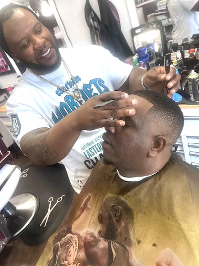 Maurice luxury unisex barbershop