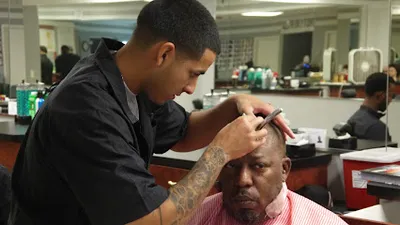 MAKE’ N THE CUT Barber College