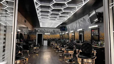 Royal Barbershop & Suites