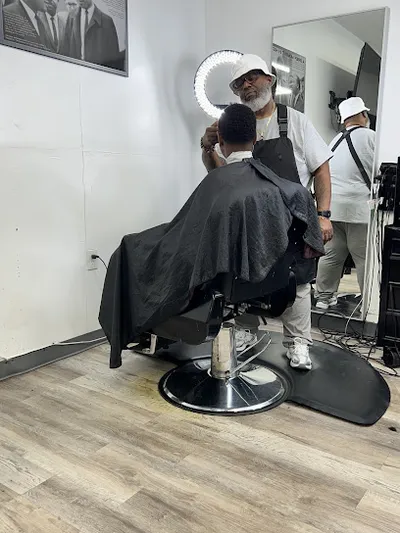 Get Groomed By Los The Barber
