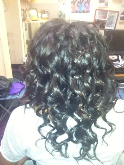 Dean's Beauty Salon and Barber shop