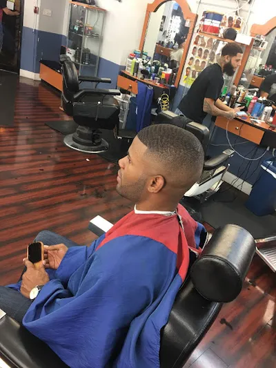 los muchachos barber shop J.E 2 llc