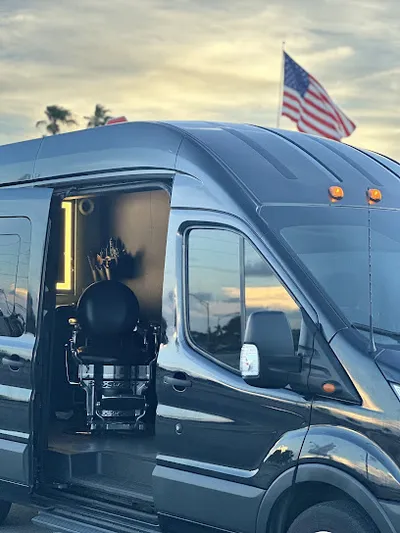 LM Mobile Barbershop