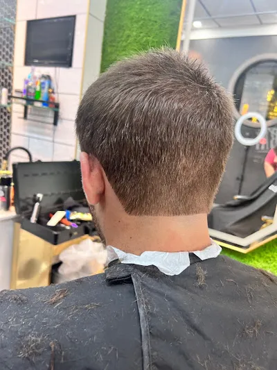 Barber Bistro Barbershop