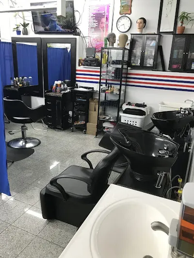 LEGENDS CUTZ BARBER SHOP