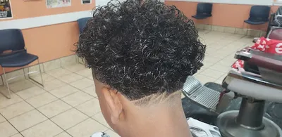El Guerrero Barbershop & Beauty Salon