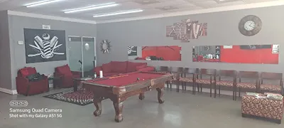 Petra's Barbershop