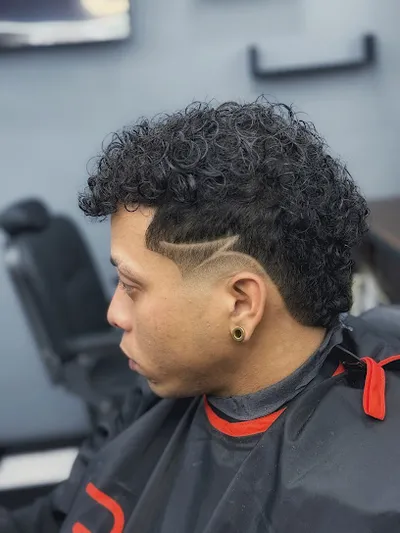 BARBERSHOP LEO STYLE