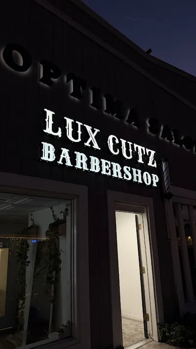 LuxCutz Barbershop