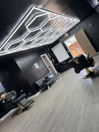 Playa’s Club Barbershop