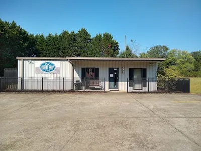 Days Barber Shop