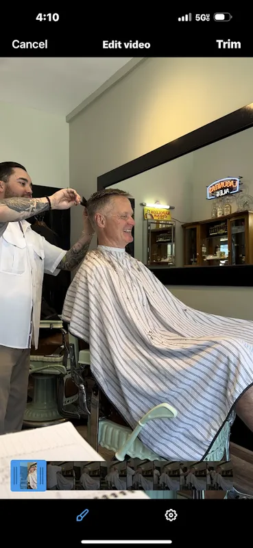 Luis the Barber