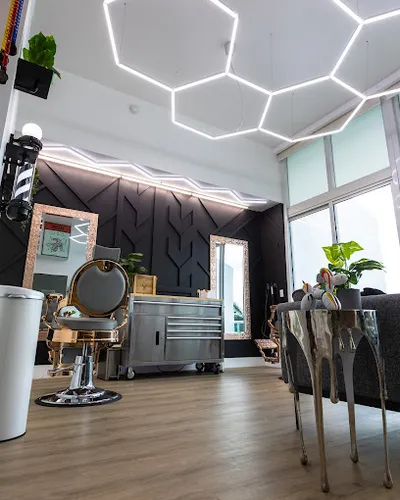 DFRNT Space Barbershop