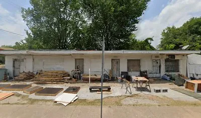 Pal's Barber Shop