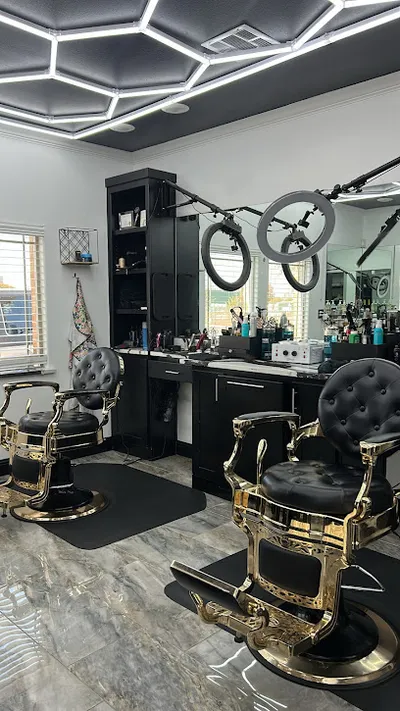 Casa Macias Beauty & Barber Shop