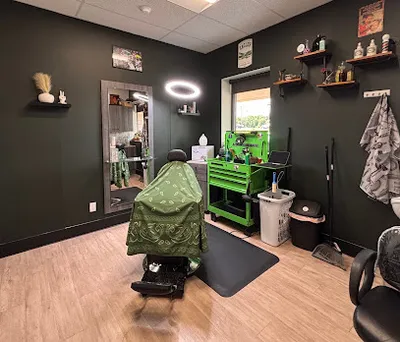 The Shop Lady Barber