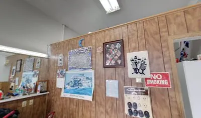 Art's Barber Shop
