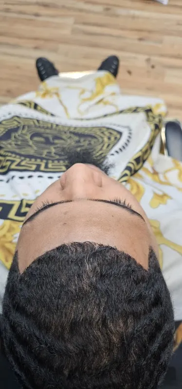 Undeniable Hands Barber Suite 632