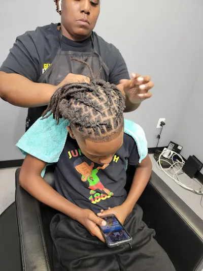 Ray's Barber Studio