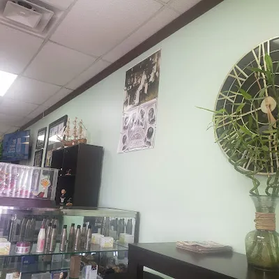 The Rooster Barbershop