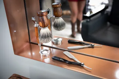 Handy's Barbershop