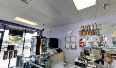 Lolo's Barbershop & Salon