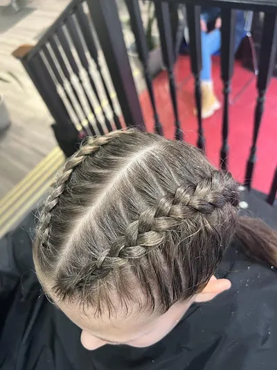 The Palace Barber And Beauty