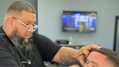 JAMIE FADEZ BARBERSHOP KENDALL