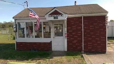 Fred's Barber Shop