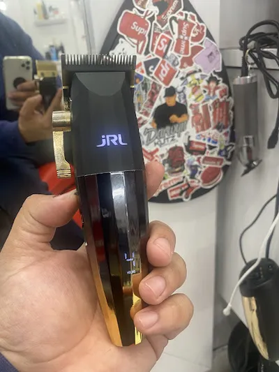Darwyn Kutz @ La Roka Barbershop