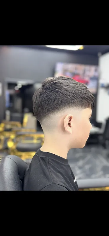 Up and Up Barbershop حلاق عربي - McKinney