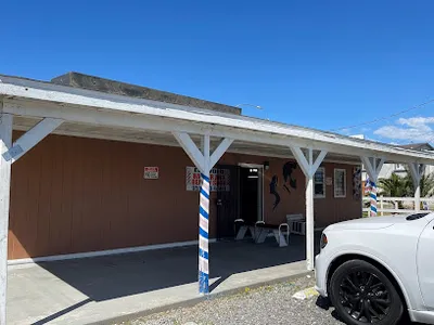 Barber Shop & Beauty Salon