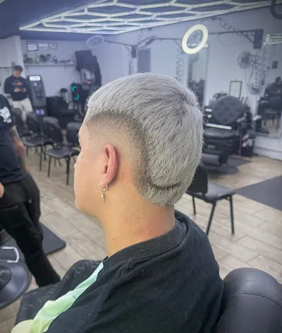 Charlie Style Barber Shop