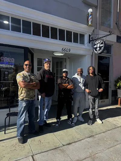 Suave's Fresh Cutz Barbershop & Salon