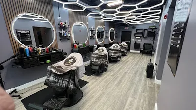 Quincy Barber Lounge