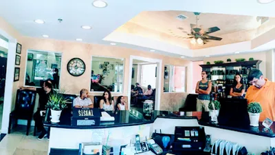 Ike’s Barber shop