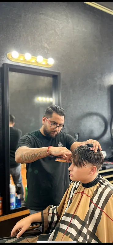Santos The Barber