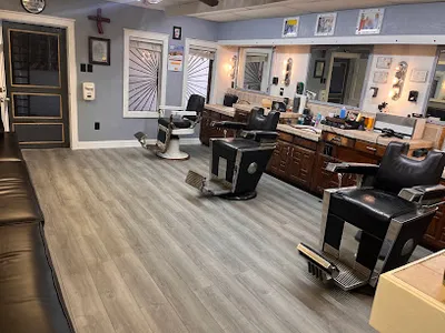 GARZA'S BARBER SHOP