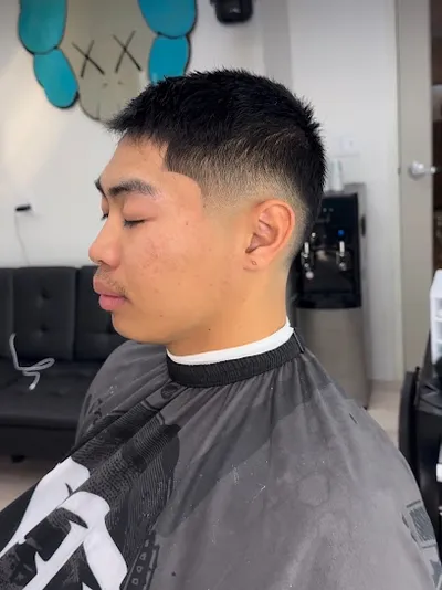 WORLDWIDE BARBER STUDIO