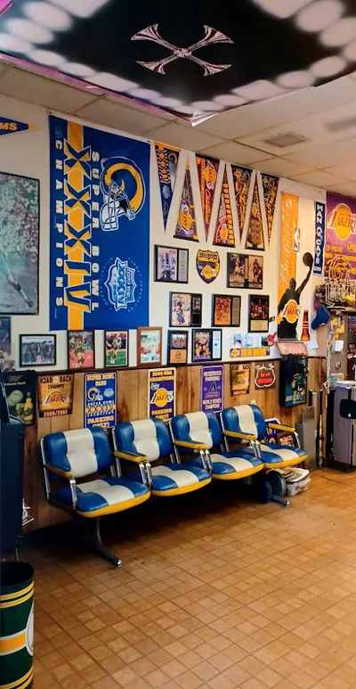 Fred's Forum Barber Shop