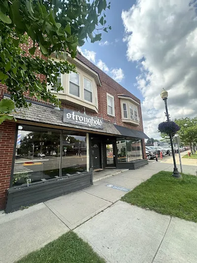 Stronghold Barber Co - Royal Oak Barber Shop