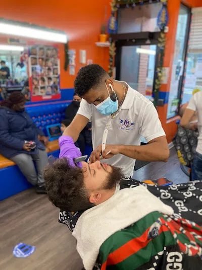 Los Magicos Barbershop (Blue Hill)
