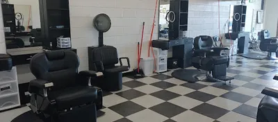 Cuts On The Move Barbershop